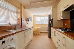 Kitchen/Diner- click for photo gallery